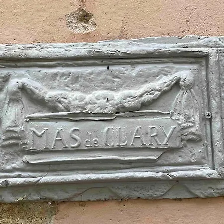Mas De Clary - Propriete De Caractere Avec Piscine