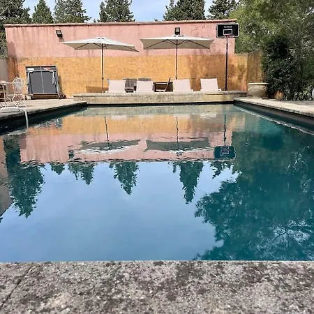Mas De Clary - Propriete De Caractere Avec Piscine