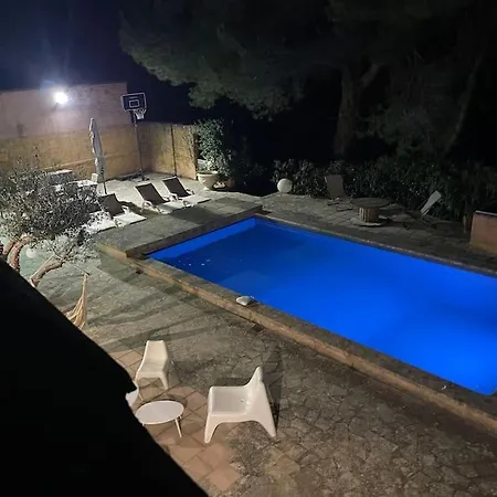 Mas De Clary - Propriete De Caractere Avec Piscine 빌라 *